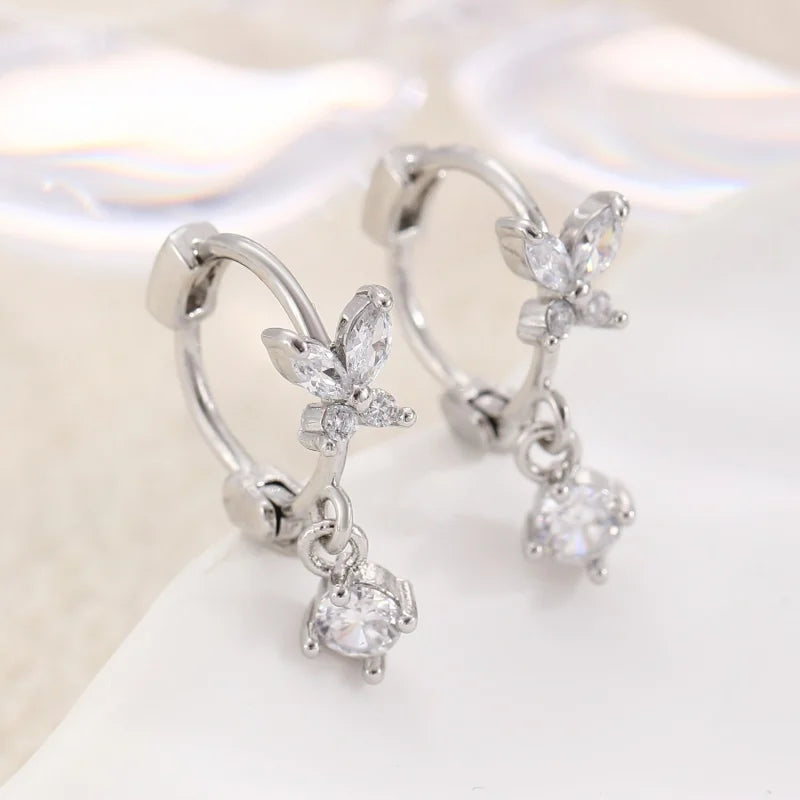 Dance of the Stars: Elegant and Sparkling Earrings!