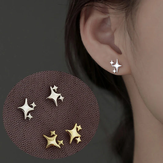 Sparkling Minimalism: Chic Star Earrings!